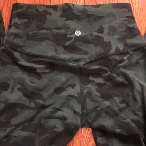 Lululemon Camo Align Pant 28”